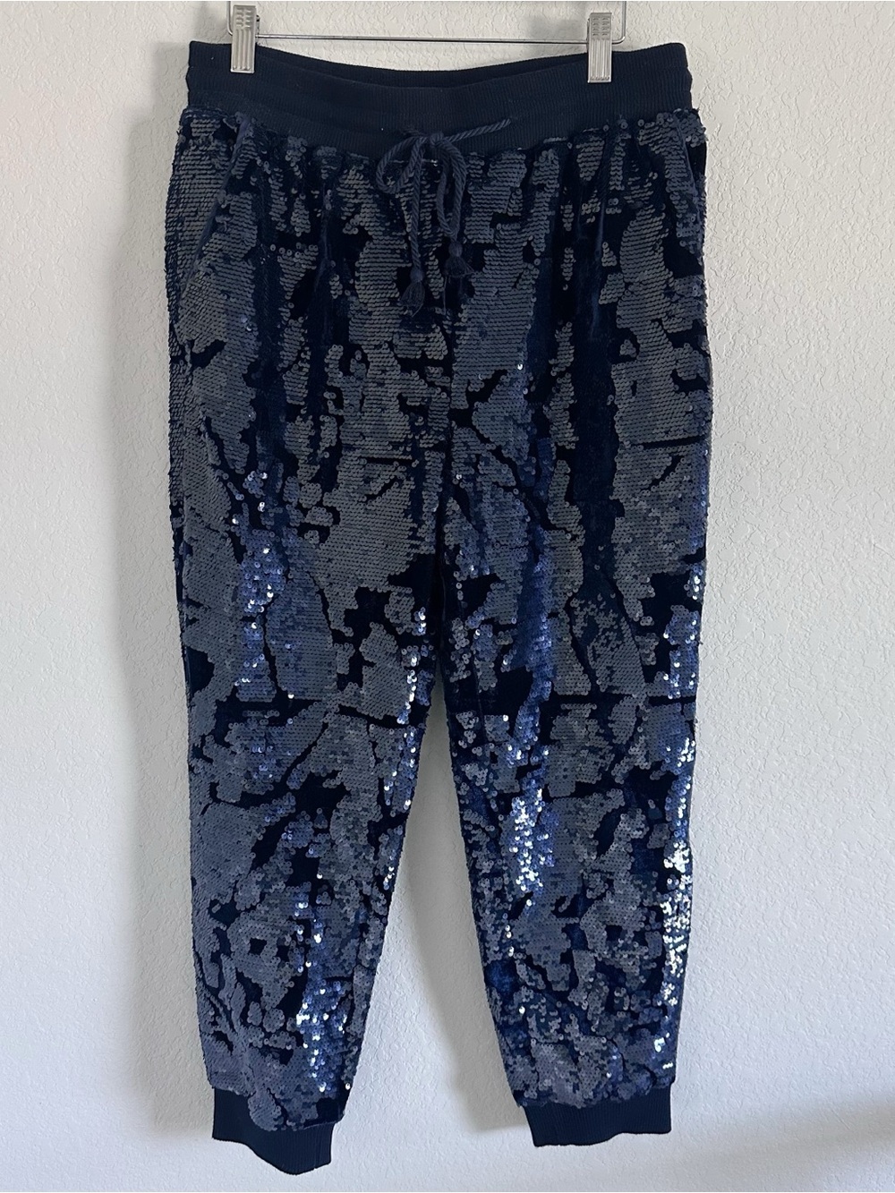 Anthropologie Ett:Twa Sequin Velvet Jogger Pants Navy Blue Sz M - Picture 4 of 8